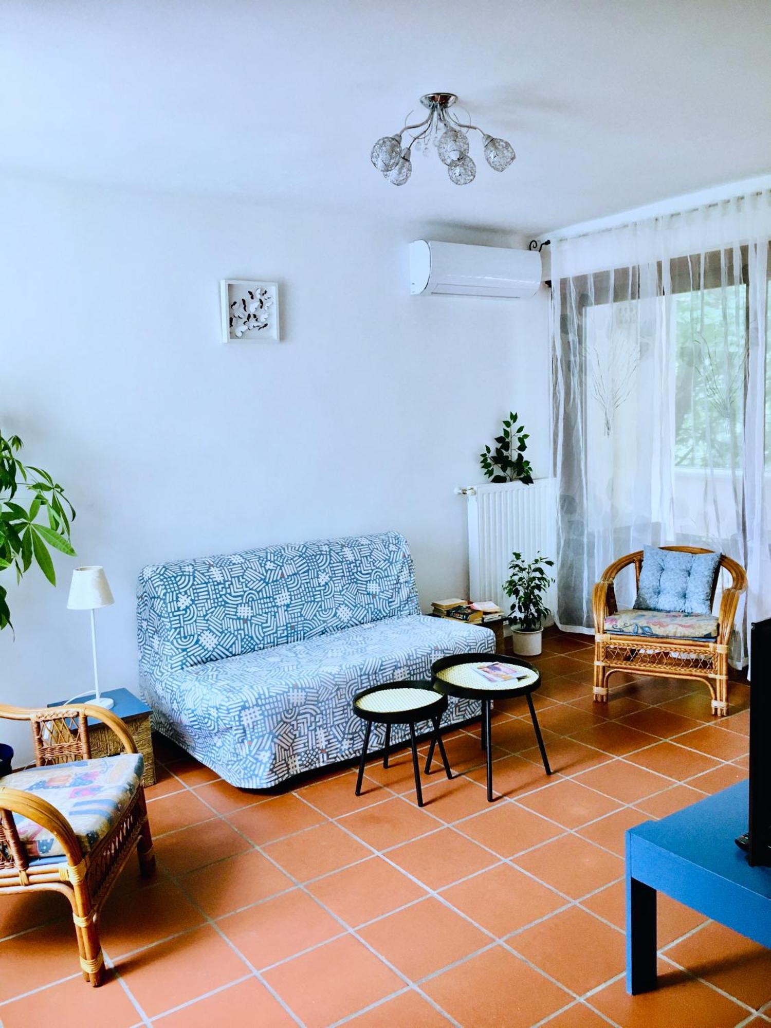Romantic Two Bedroom Apartments In The Hills Of Budapest With Private Parking ภายนอก รูปภาพ